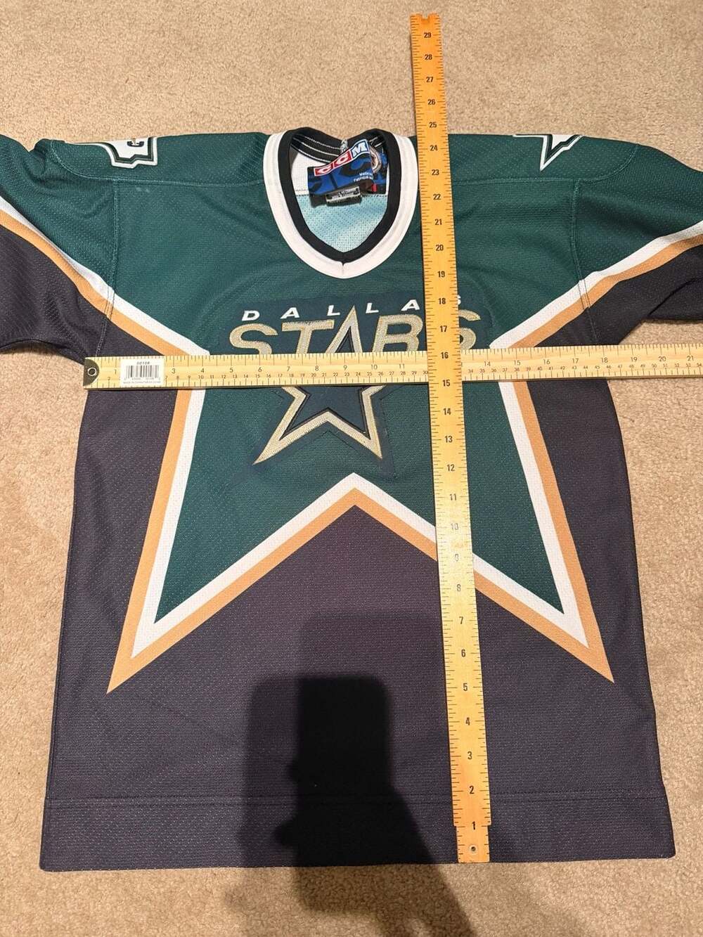 Vintage CCM Dallas Stars NHL Hockey Jersey - Youth Size L/XL (i) - Picture 5 of 5